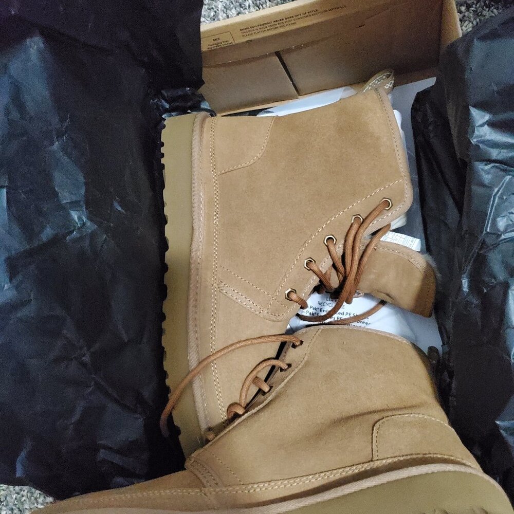 Men Uggs *high*